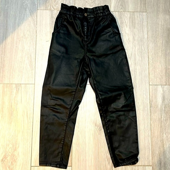 woman’s Black high waist buggy pants size 2 - Picture 2 of 8